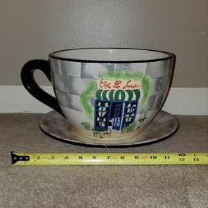 Anne Ormsby Planter Pot